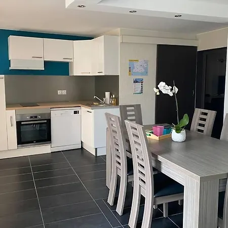 Apartment En Entree De Avec Balneo Pont-l'Abbe